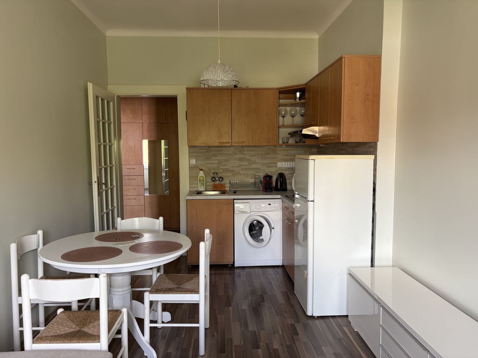 Pronájem bytu 55 m², Čajkovského, Praha, Praha Pronájem bytu 55 m², Čajkovského, Praha, Praha