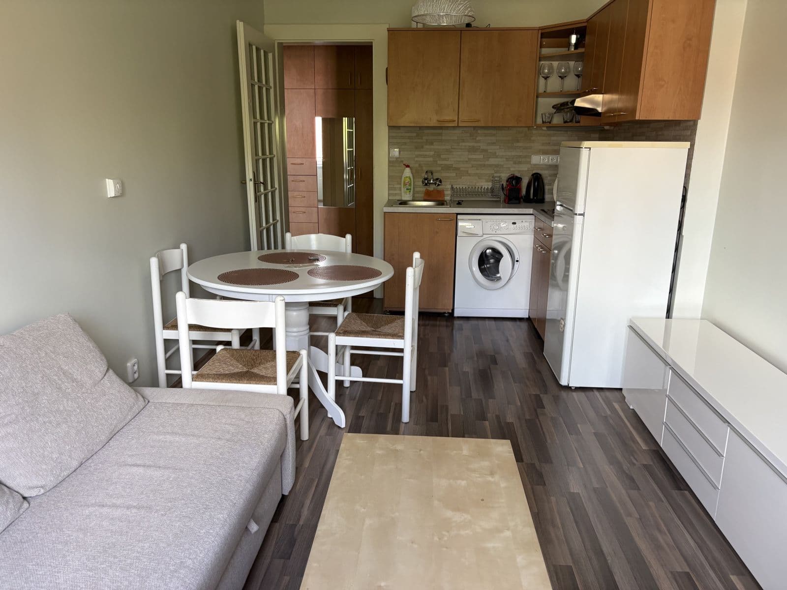 Pronájem bytu 55 m², Čajkovského, Praha, Praha Pronájem bytu 55 m², Čajkovského, Praha, Praha