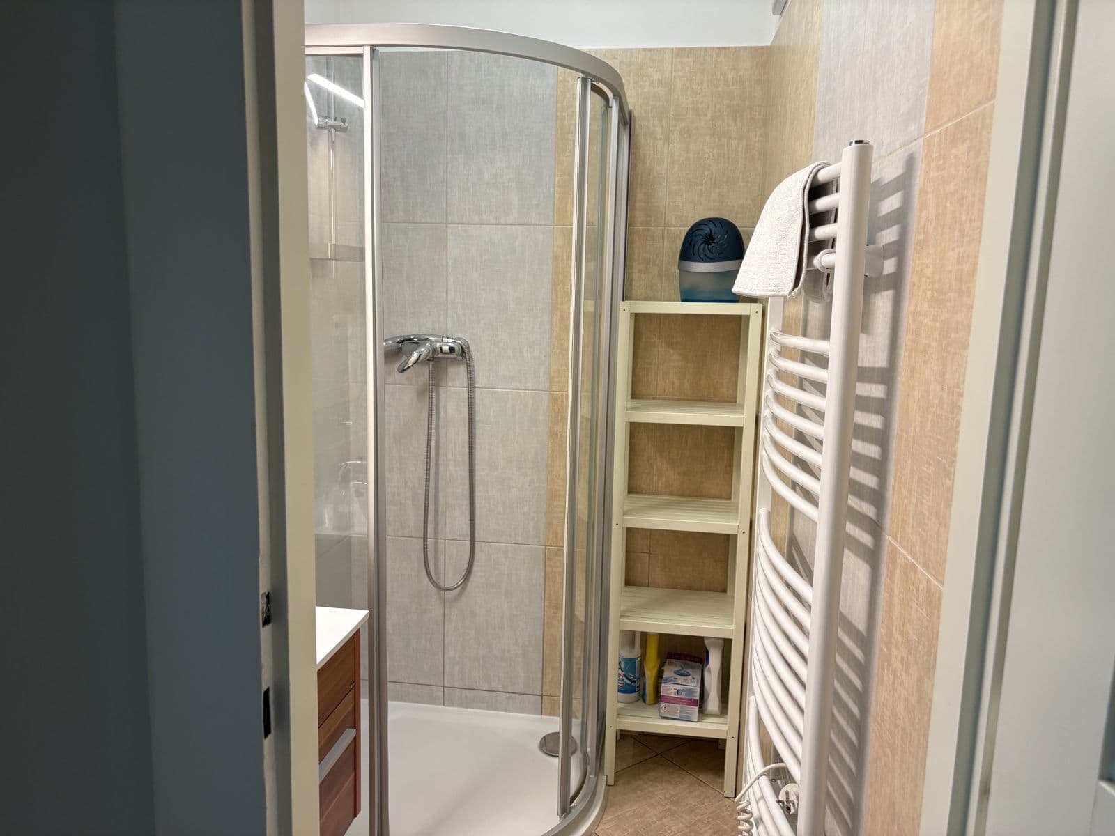 Pronájem bytu 55 m², Čajkovského, Praha, Praha Pronájem bytu 55 m², Čajkovského, Praha, Praha