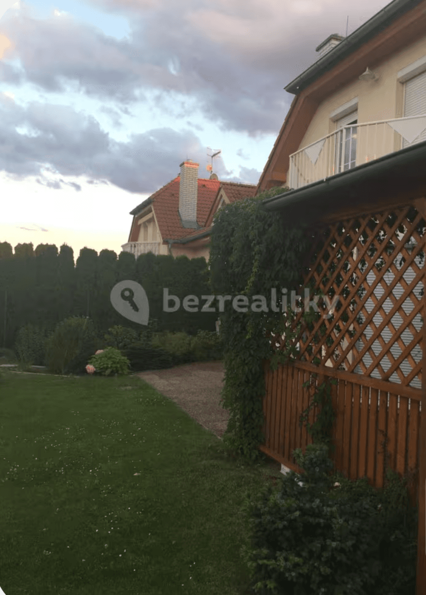 Prodej domu 180 m², pozemek 725 m², Lékořicová, Praha, Praha Prodej domu 180 m², pozemek 725 m², Lékořicová, Praha, Praha
