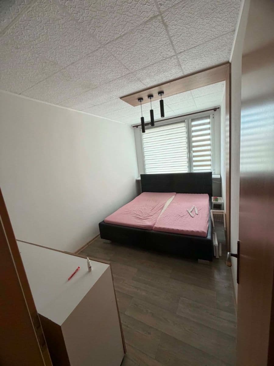 Pronájem bytu 3+kk 69 m², Moravcova, Kolín, Středočeský kraj Pronájem bytu 3+kk 69 m², Moravcova, Kolín, Středočeský kraj