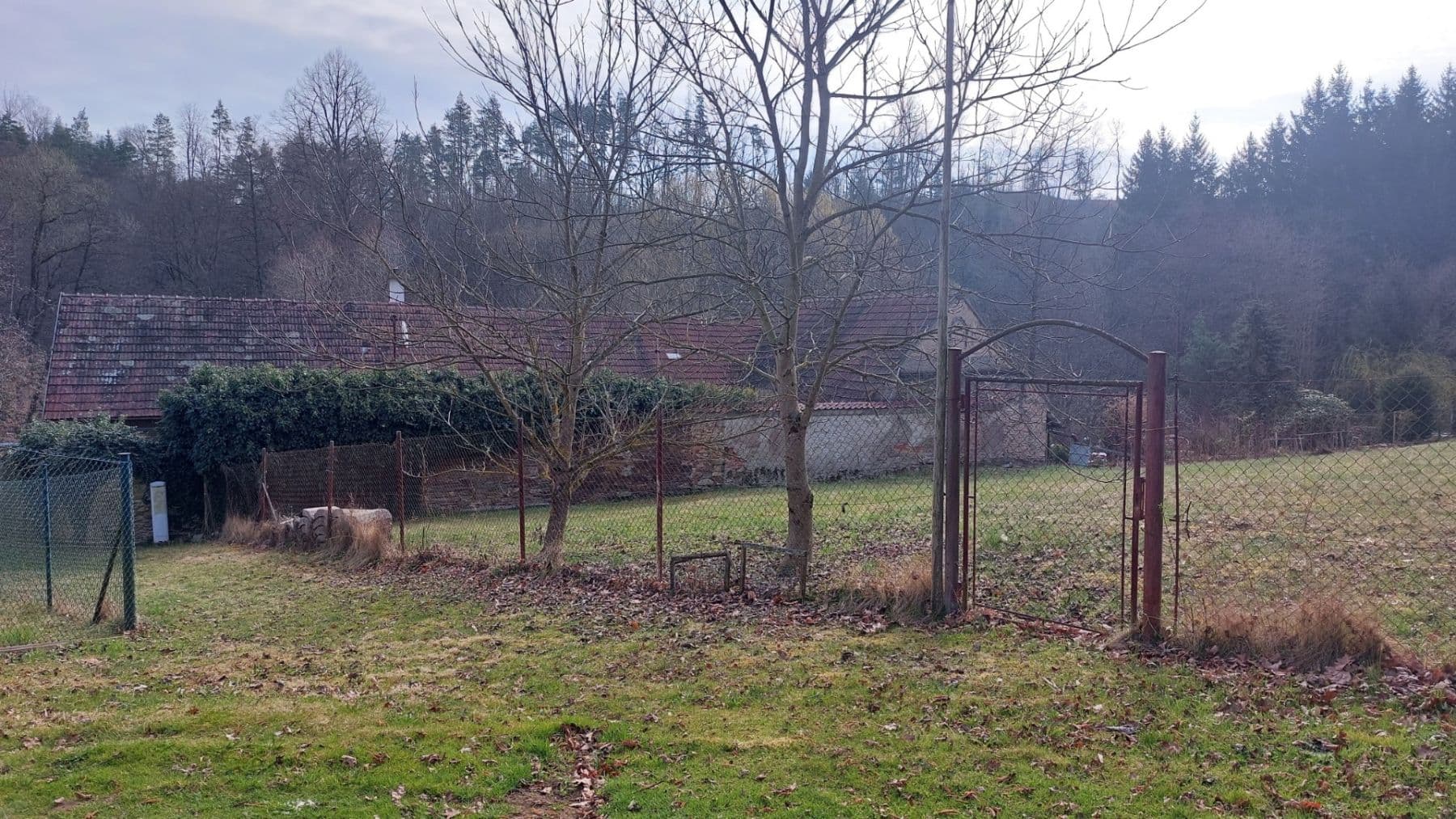 Prodej pozemku 438 m², Senožaty, Kraj Vysočina Prodej pozemku 438 m², Senožaty, Kraj Vysočina