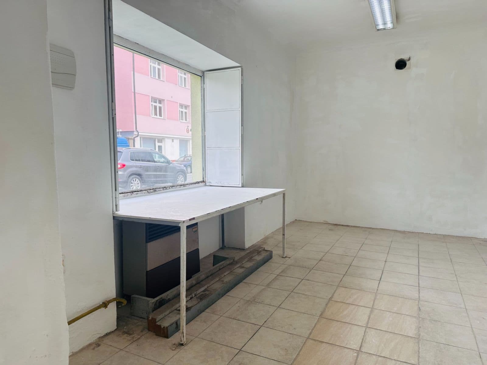 Pronájem nebytového prostoru 80 m², Přátelství, Praha, Praha Pronájem nebytového prostoru 80 m², Přátelství, Praha, Praha