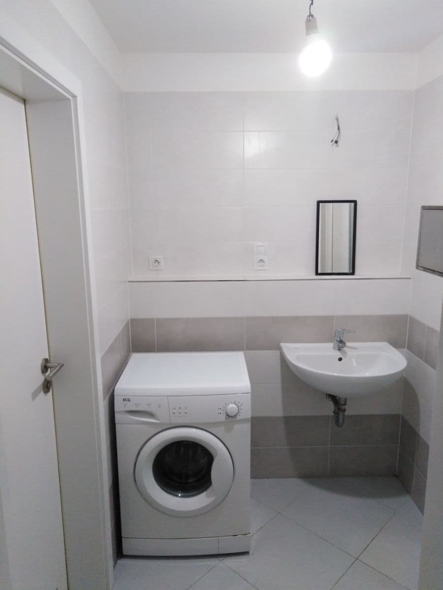 Prodej bytu 1+kk 30 m², Míšovická, Praha, Praha Prodej bytu 1+kk 30 m², Míšovická, Praha, Praha