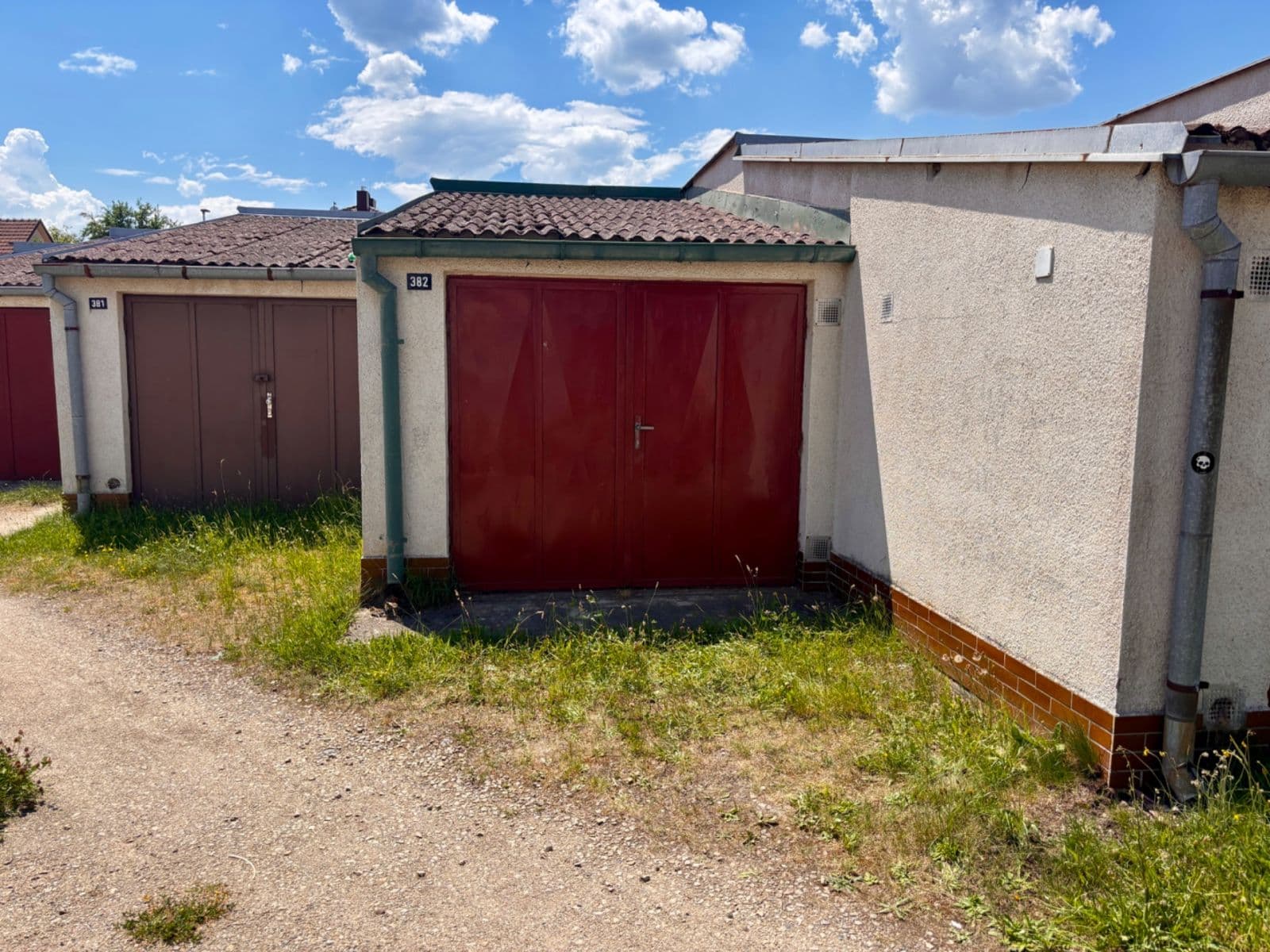Pronájem garáže 20 m², Tyršova, Třeboň, Jihočeský kraj Pronájem garáže 20 m², Tyršova, Třeboň, Jihočeský kraj