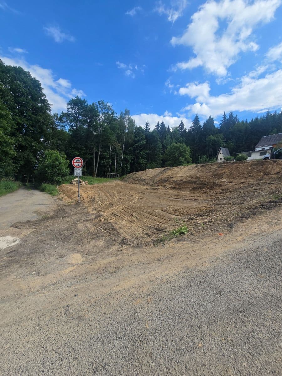 Prodej pozemku 1.070 m², Jablonec nad Nisou, Liberecký kraj Prodej pozemku 1.070 m², Jablonec nad Nisou, Liberecký kraj