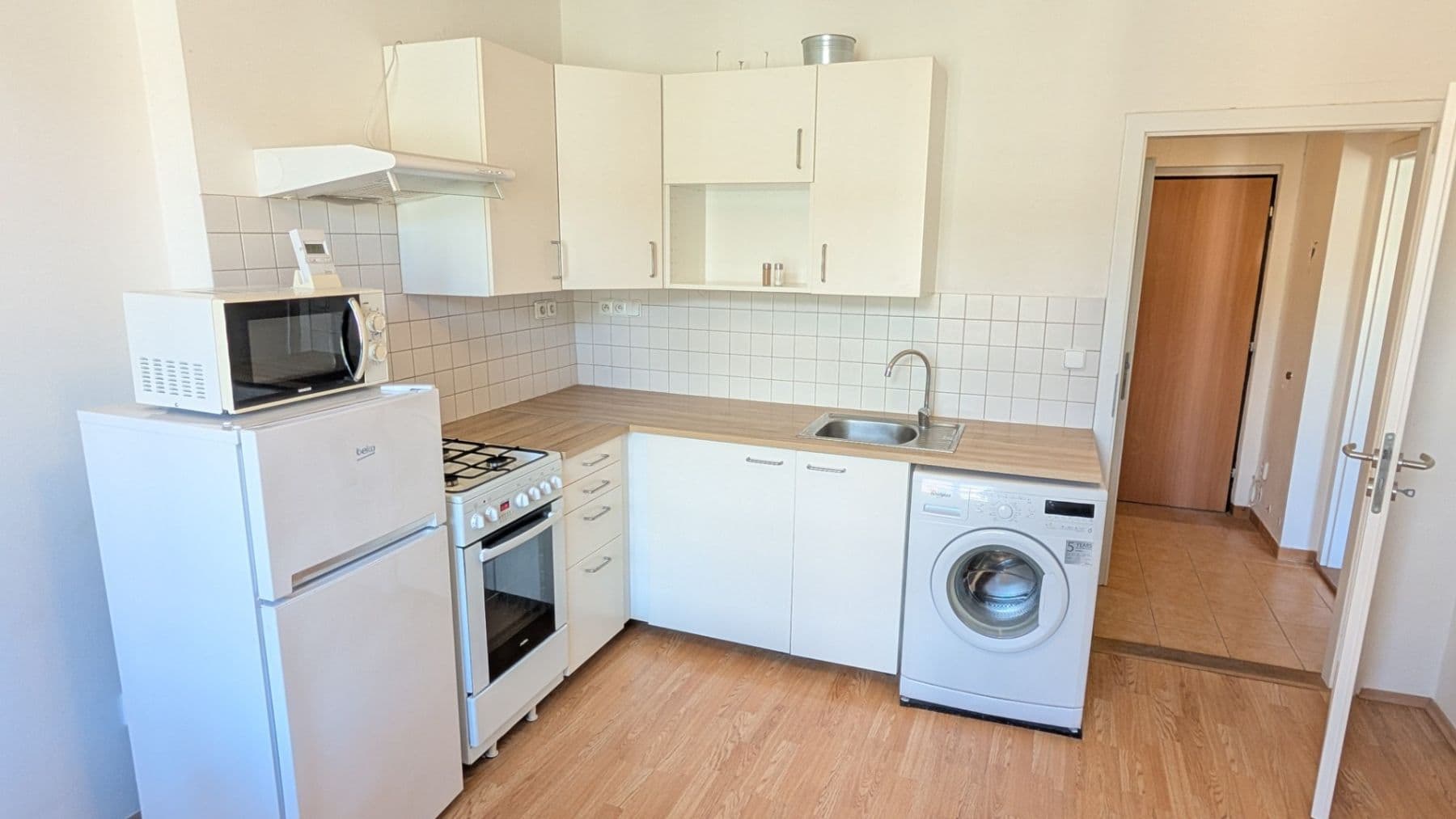 Pronájem bytu 1+1 36 m², Žerotínova, Praha, Praha Pronájem bytu 1+1 36 m², Žerotínova, Praha, Praha