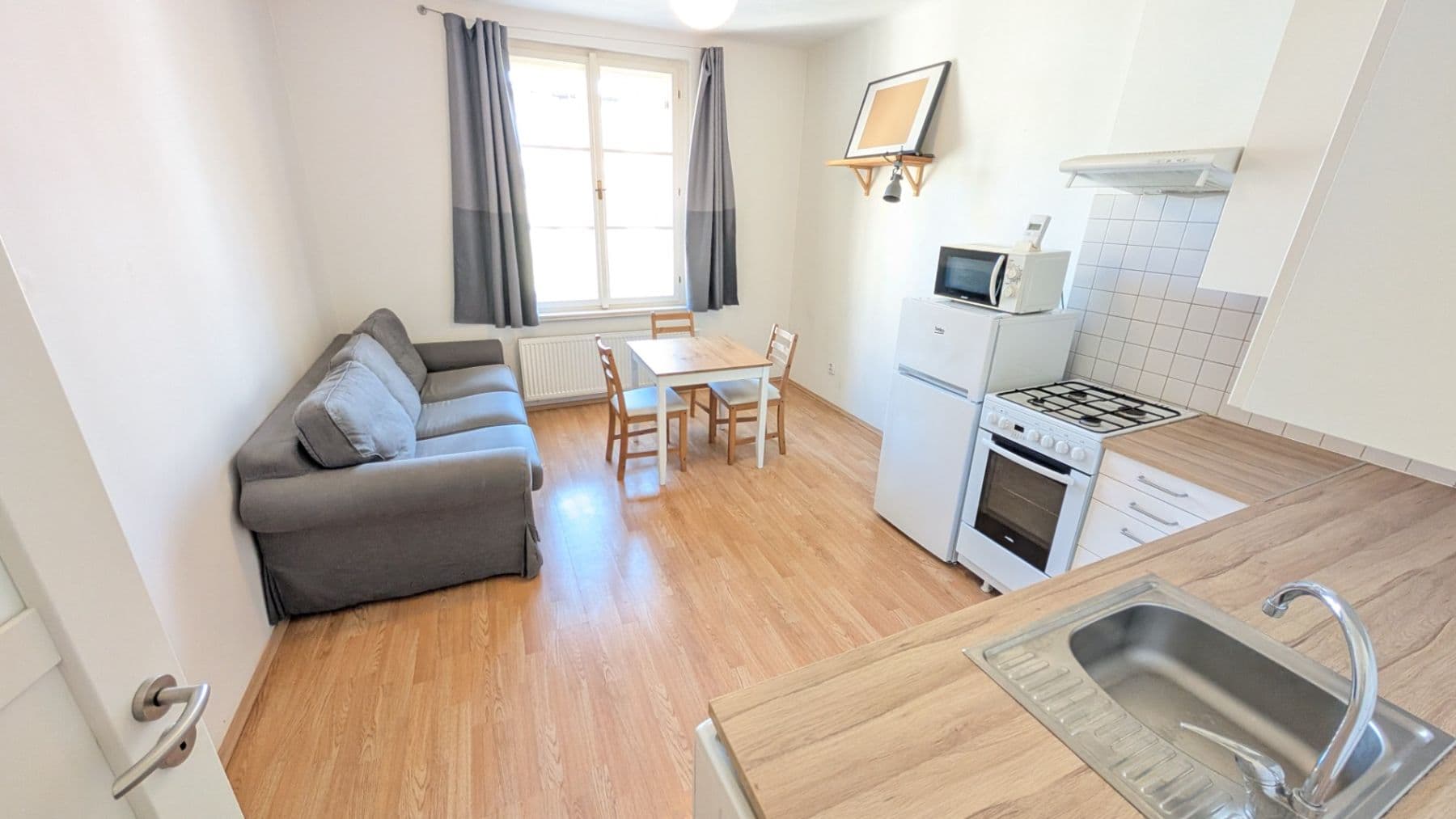 Pronájem bytu 1+1 36 m², Žerotínova, Praha, Praha Pronájem bytu 1+1 36 m², Žerotínova, Praha, Praha