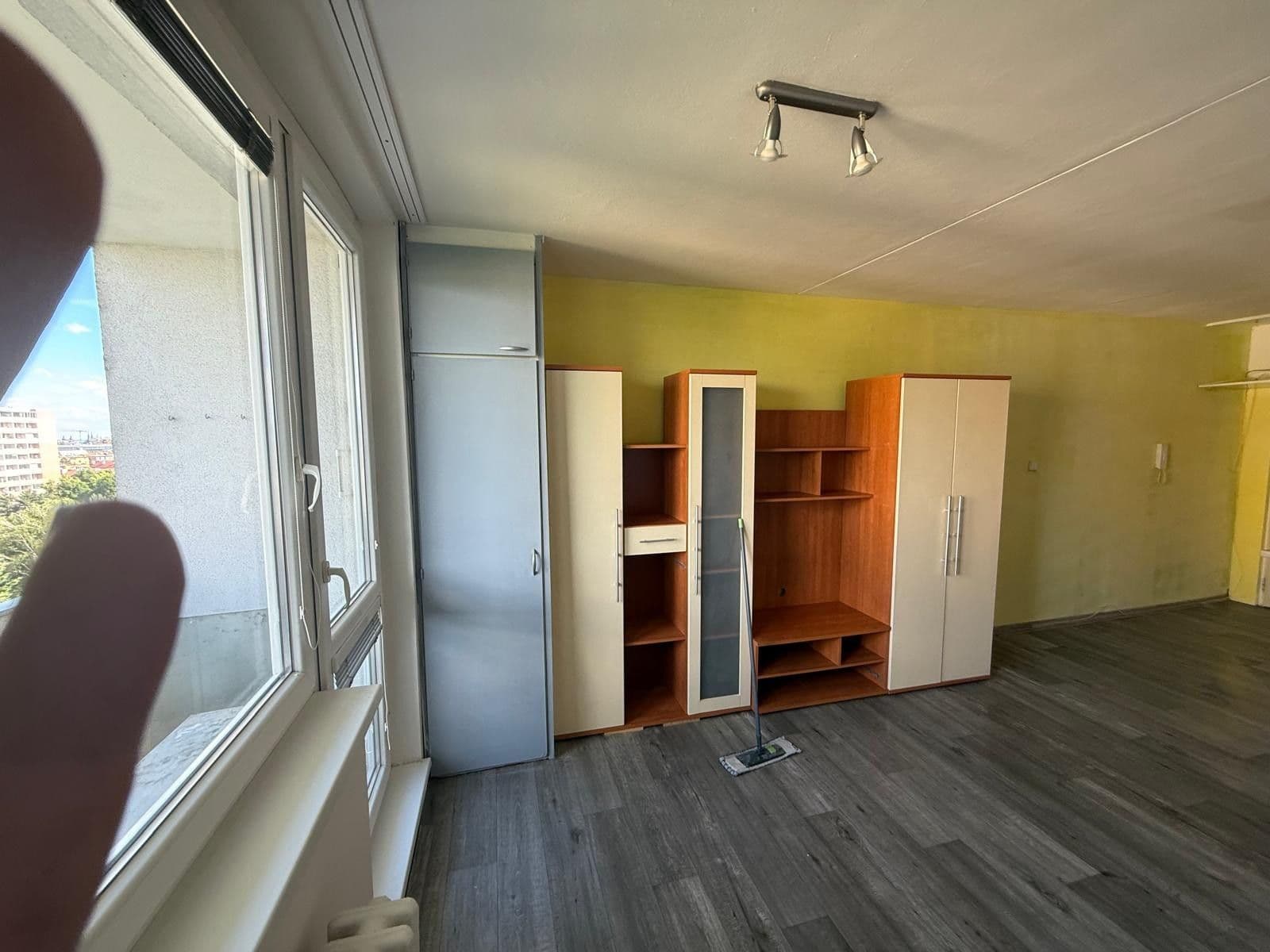 Pronájem bytu 1+kk 28 m², Voroněžská, Brno, Jihomoravský kraj Pronájem bytu 1+kk 28 m², Voroněžská, Brno, Jihomoravský kraj