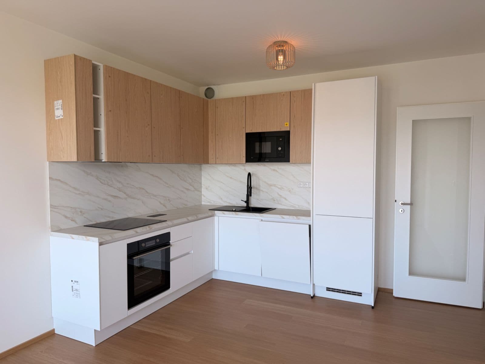 Pronájem bytu 2+kk 45 m², Pod Harfou, Praha, Praha Pronájem bytu 2+kk 45 m², Pod Harfou, Praha, Praha