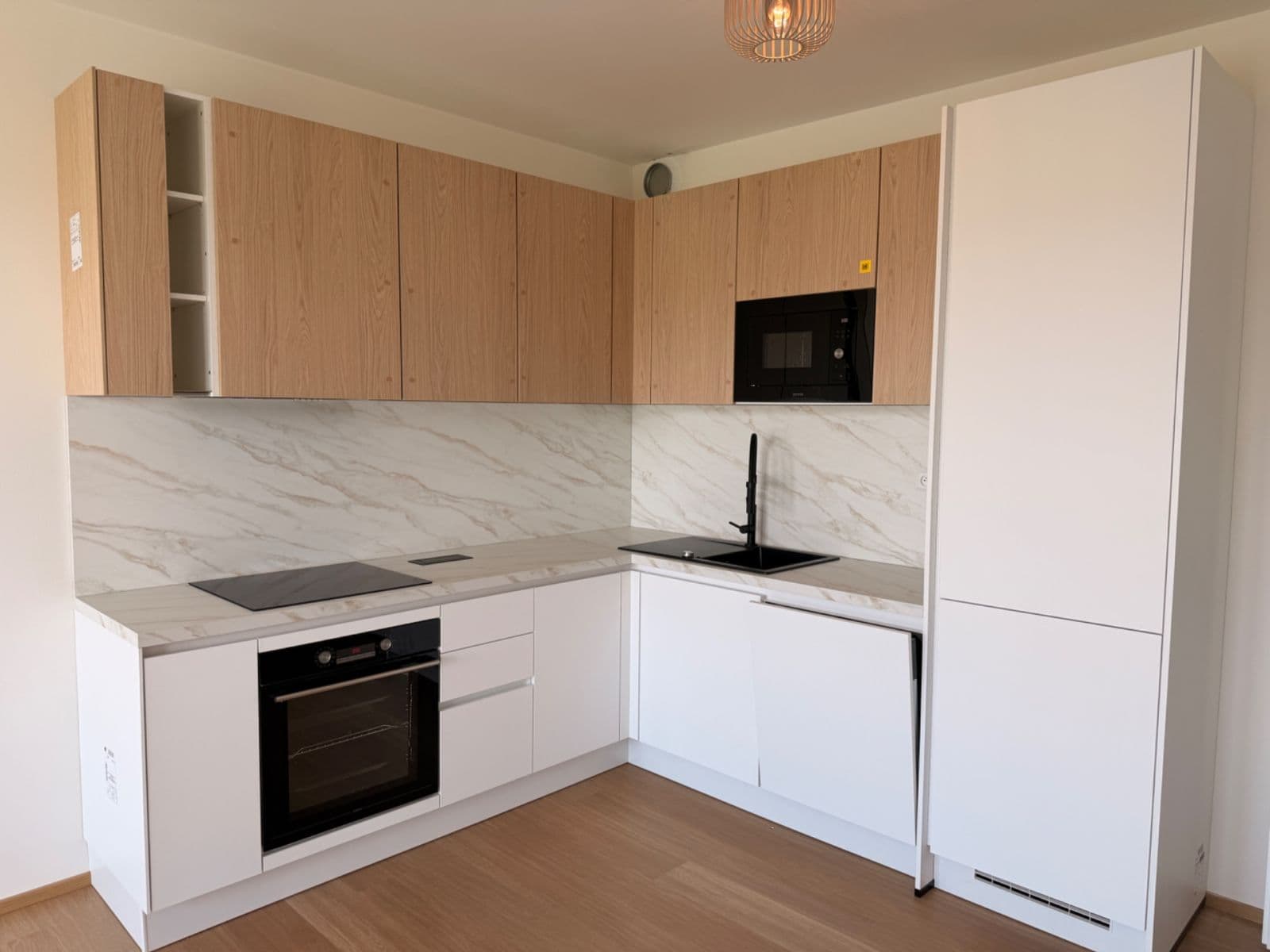 Pronájem bytu 2+kk 45 m², Pod Harfou, Praha, Praha Pronájem bytu 2+kk 45 m², Pod Harfou, Praha, Praha
