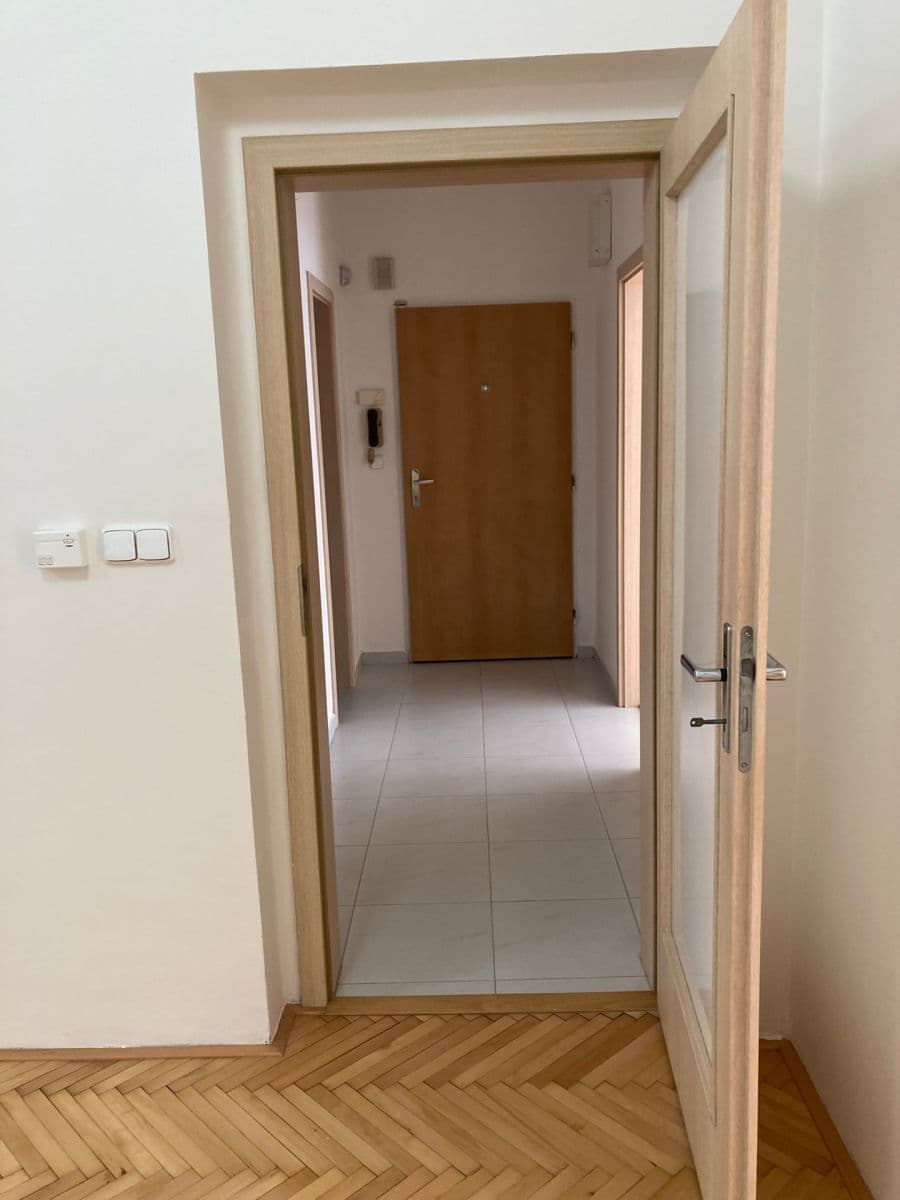 Pronájem bytu 3+kk 64 m², Víta Nejedlého, Praha, Praha Pronájem bytu 3+kk 64 m², Víta Nejedlého, Praha, Praha