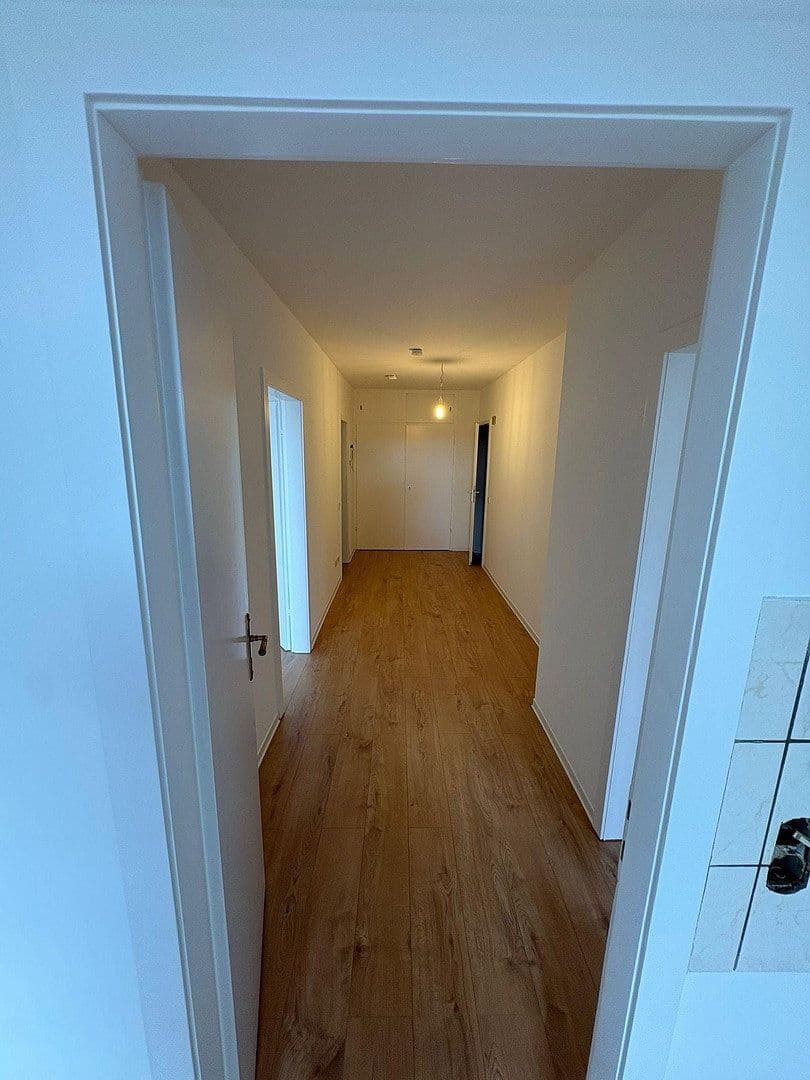Pronájem bytu 2+1 65 m², Unter St. Clemens 28, Solingen, Severní Porýní-Vestfálsko Pronájem bytu 2+1 65 m², Unter St. Clemens 28, Solingen, Severní Porýní-Vestfálsko