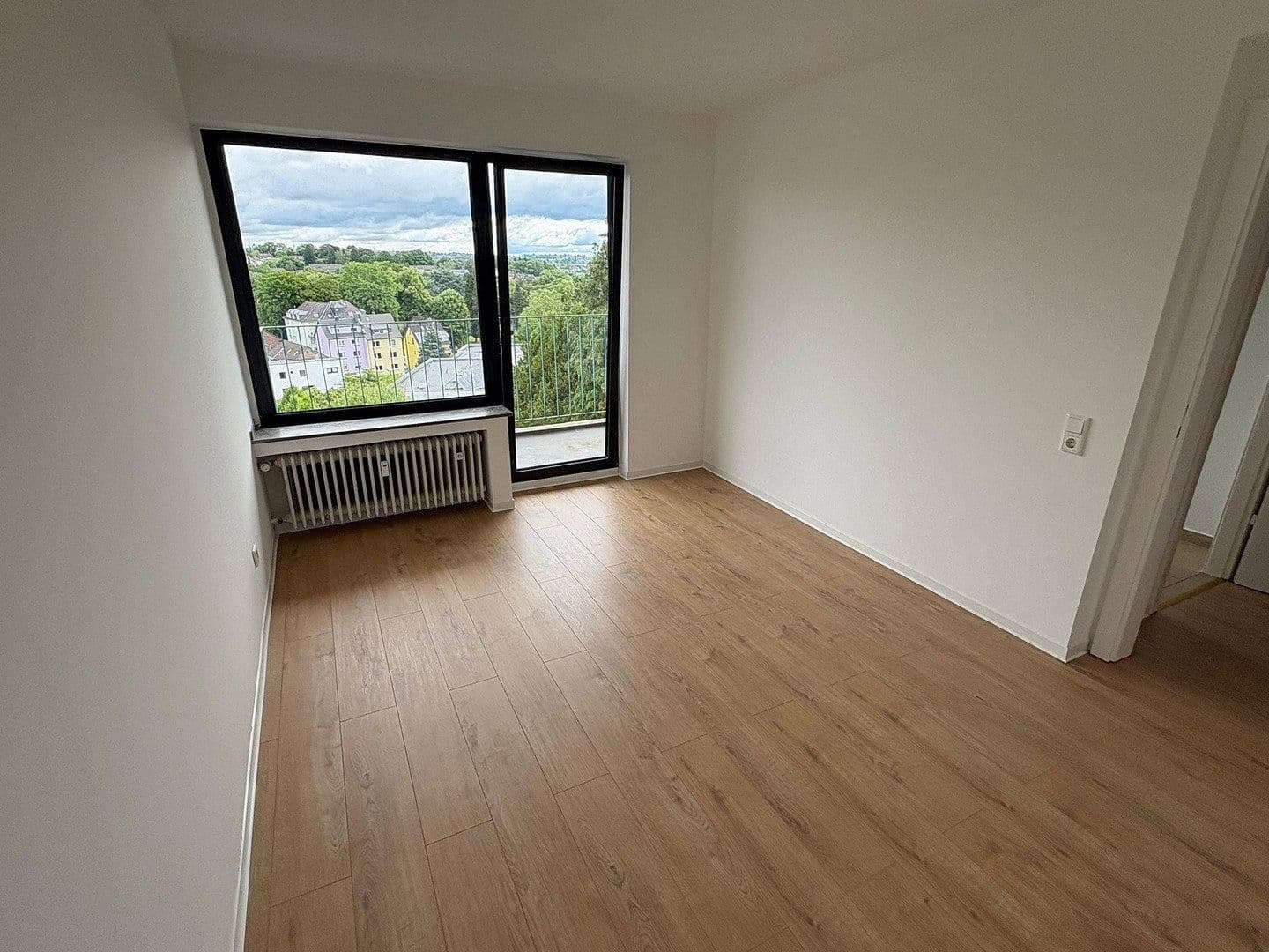 Pronájem bytu 2+1 65 m², Unter St. Clemens 28, Solingen, Severní Porýní-Vestfálsko Pronájem bytu 2+1 65 m², Unter St. Clemens 28, Solingen, Severní Porýní-Vestfálsko