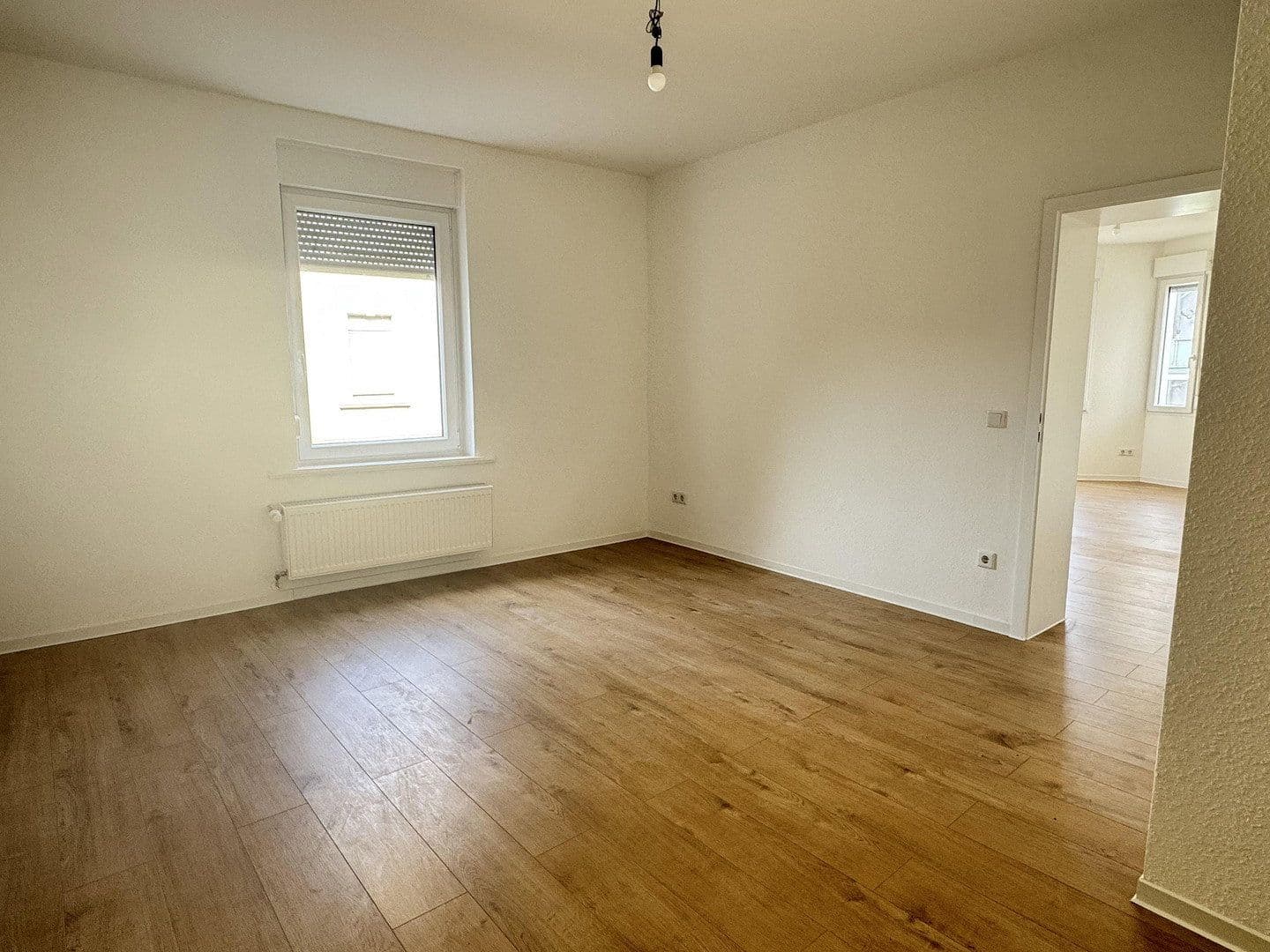 Pronájem bytu 2+1 55 m², Lützenkirchener Str. 214, Leverkusen, Severní Porýní-Vestfálsko Pronájem bytu 2+1 55 m², Lützenkirchener Str. 214, Leverkusen, Severní Porýní-Vestfálsko
