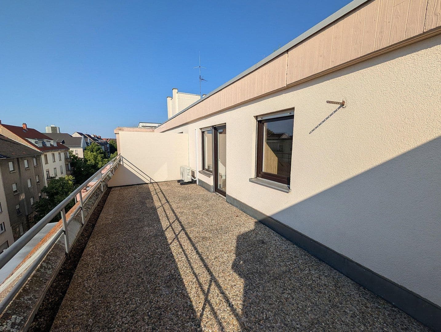 Pronájem bytu 4+1 89 m², Windmühlstraße 2-4, Mannheim, Bádensko-Württembersko Pronájem bytu 4+1 89 m², Windmühlstraße 2-4, Mannheim, Bádensko-Württembersko
