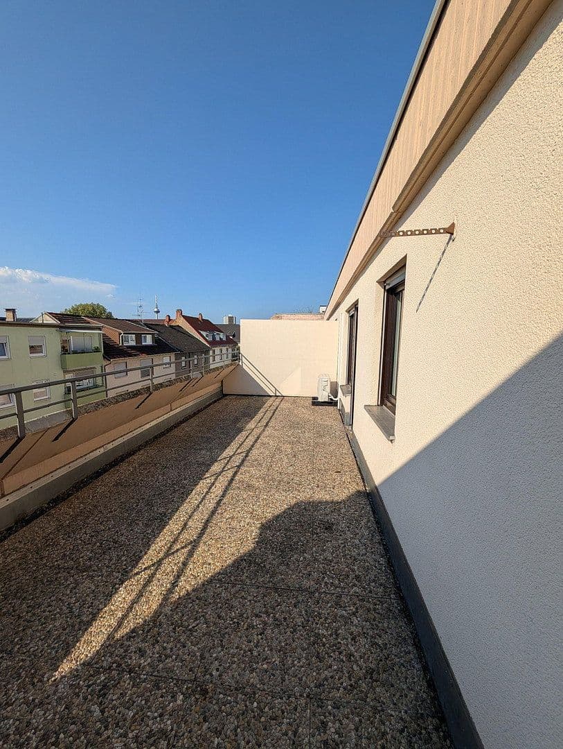 Pronájem bytu 4+1 89 m², Windmühlstraße 2-4, Mannheim, Bádensko-Württembersko Pronájem bytu 4+1 89 m², Windmühlstraße 2-4, Mannheim, Bádensko-Württembersko