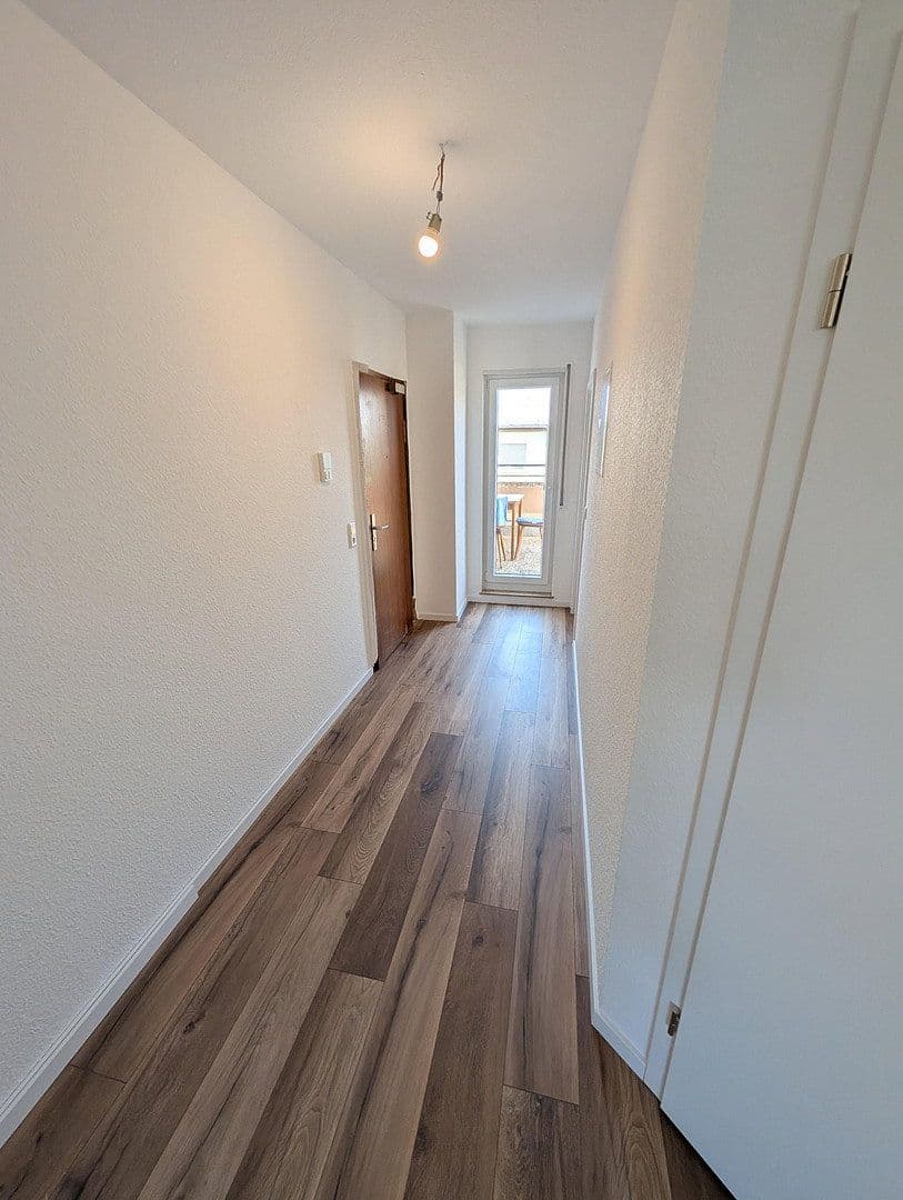 Pronájem bytu 4+1 89 m², Windmühlstraße 2-4, Mannheim, Bádensko-Württembersko Pronájem bytu 4+1 89 m², Windmühlstraße 2-4, Mannheim, Bádensko-Württembersko