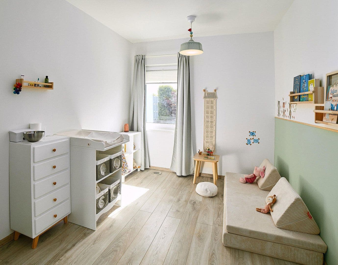 Prodej domu 108 m², pozemek 741 m², Nützen, Šlesvicko-Holštýnsko Prodej domu 108 m², pozemek 741 m², Nützen, Šlesvicko-Holštýnsko