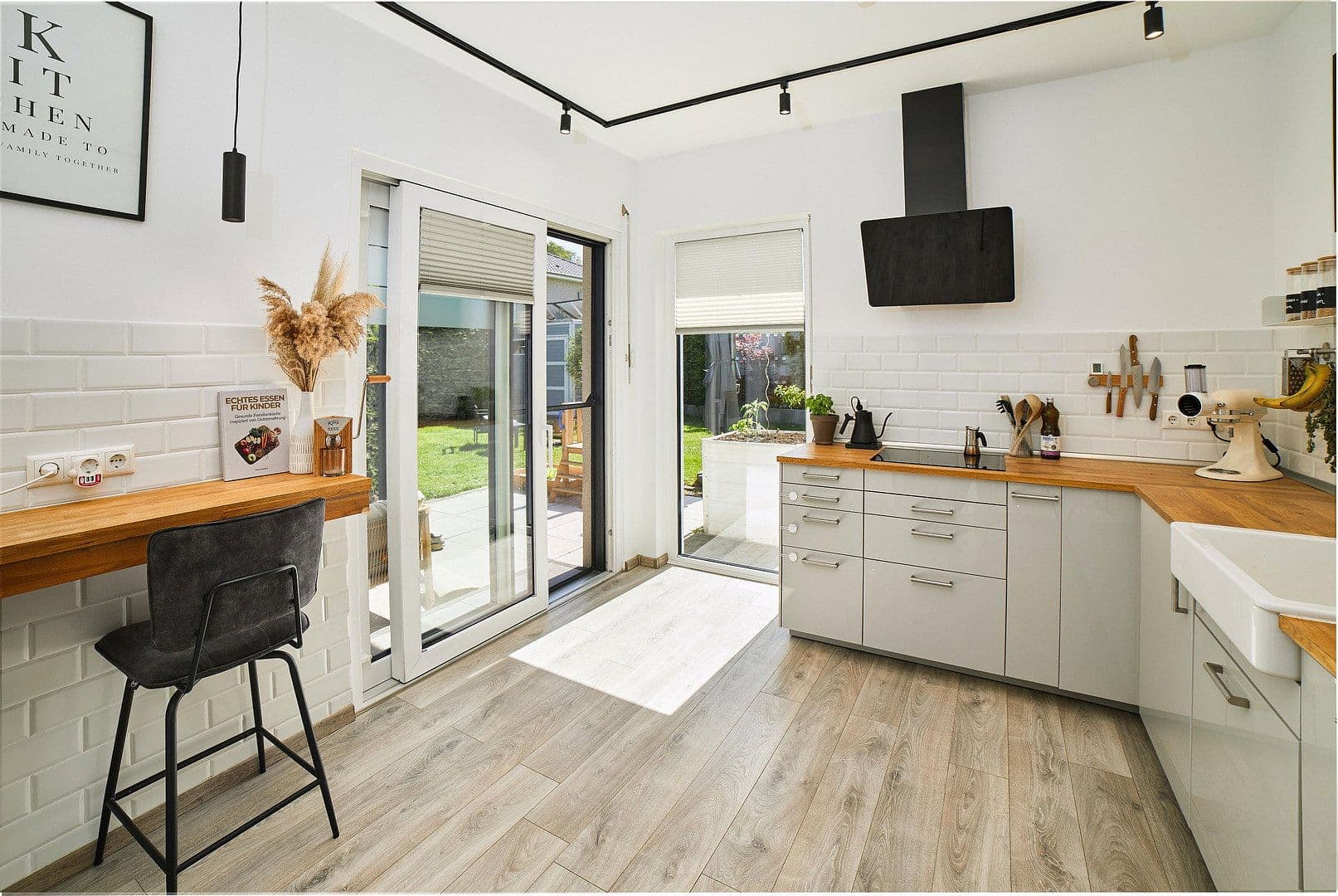 Prodej domu 108 m², pozemek 741 m², Nützen, Šlesvicko-Holštýnsko Prodej domu 108 m², pozemek 741 m², Nützen, Šlesvicko-Holštýnsko