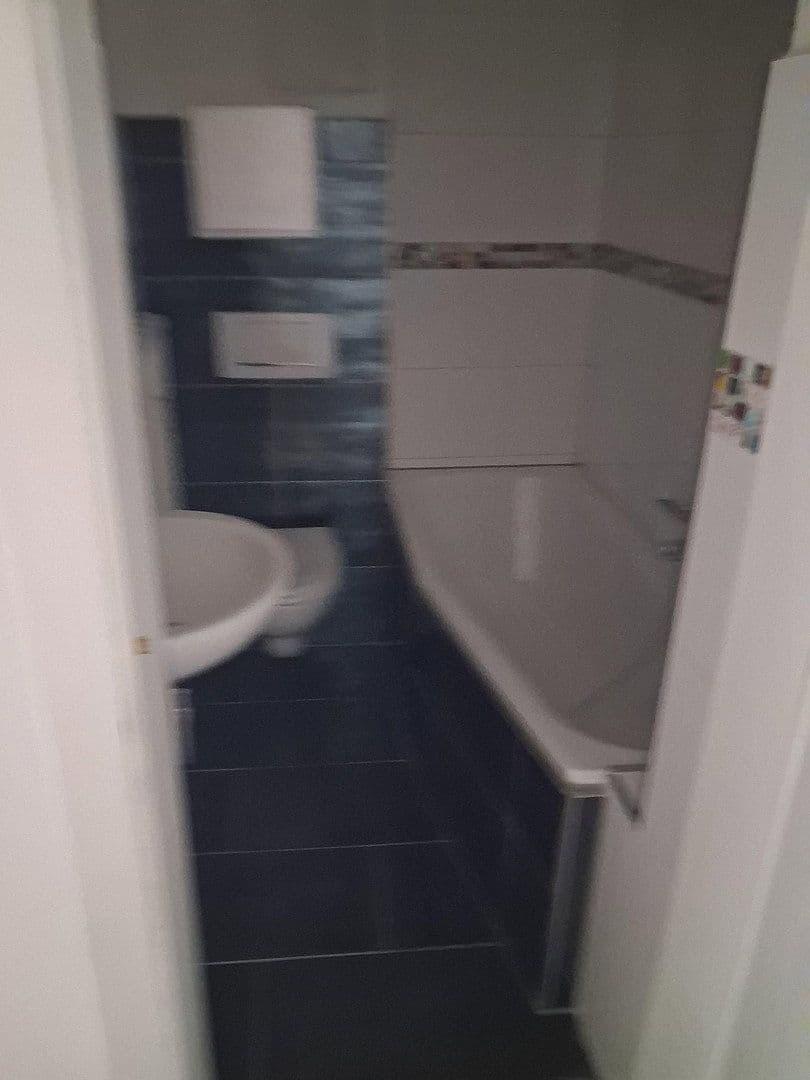 Pronájem bytu 4+1 90 m², Bergstraße 12, Drebach, Sasko Pronájem bytu 4+1 90 m², Bergstraße 12, Drebach, Sasko