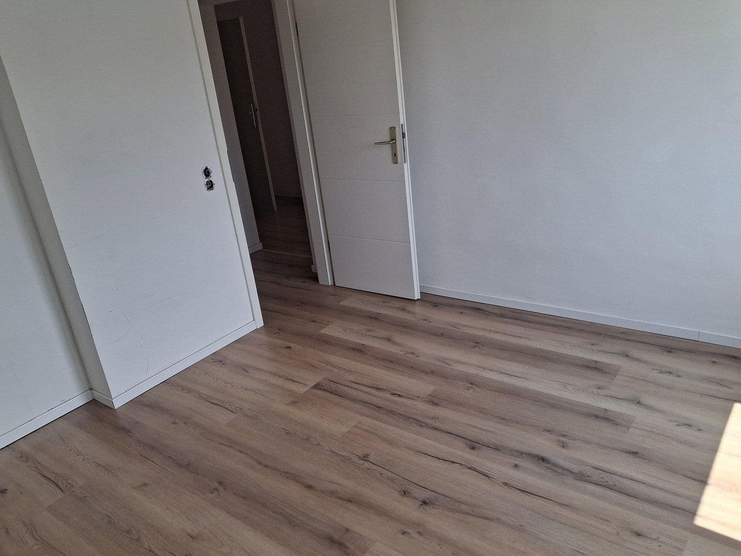 Pronájem bytu 4+1 90 m², Bergstraße 12, Drebach, Sasko Pronájem bytu 4+1 90 m², Bergstraße 12, Drebach, Sasko