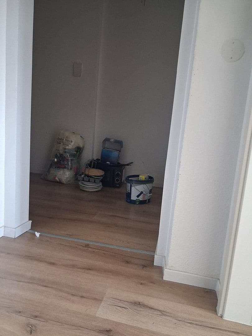 Pronájem bytu 4+1 90 m², Bergstraße 12, Drebach, Sasko Pronájem bytu 4+1 90 m², Bergstraße 12, Drebach, Sasko