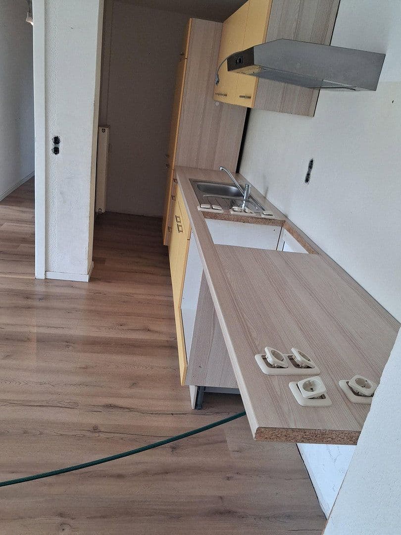 Pronájem bytu 4+1 90 m², Bergstraße 12, Drebach, Sasko Pronájem bytu 4+1 90 m², Bergstraße 12, Drebach, Sasko