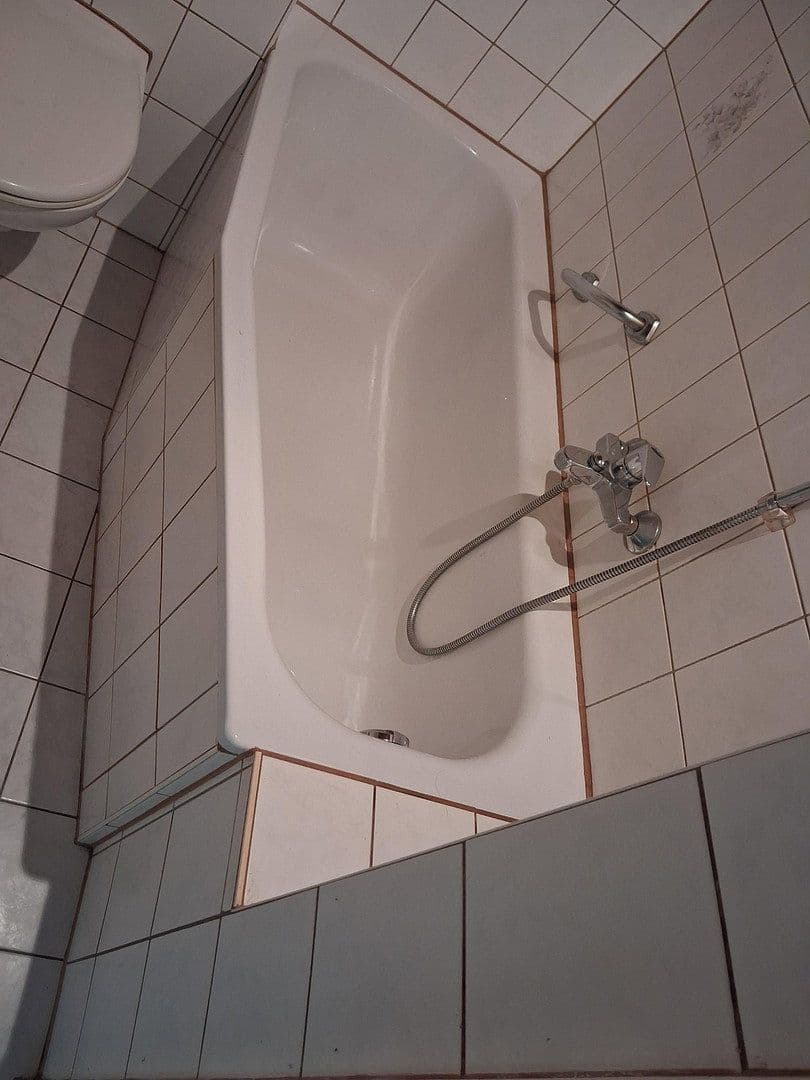 Pronájem bytu 3+1 66 m², Bergstraße 12, Drebach, Sasko Pronájem bytu 3+1 66 m², Bergstraße 12, Drebach, Sasko