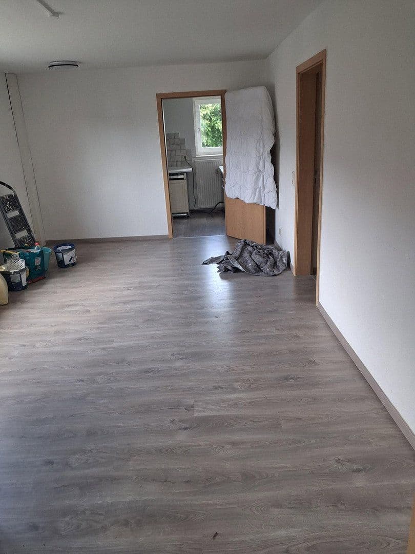 Pronájem bytu 4+1 100 m², Bergstraße 12, Drebach, Sasko Pronájem bytu 4+1 100 m², Bergstraße 12, Drebach, Sasko