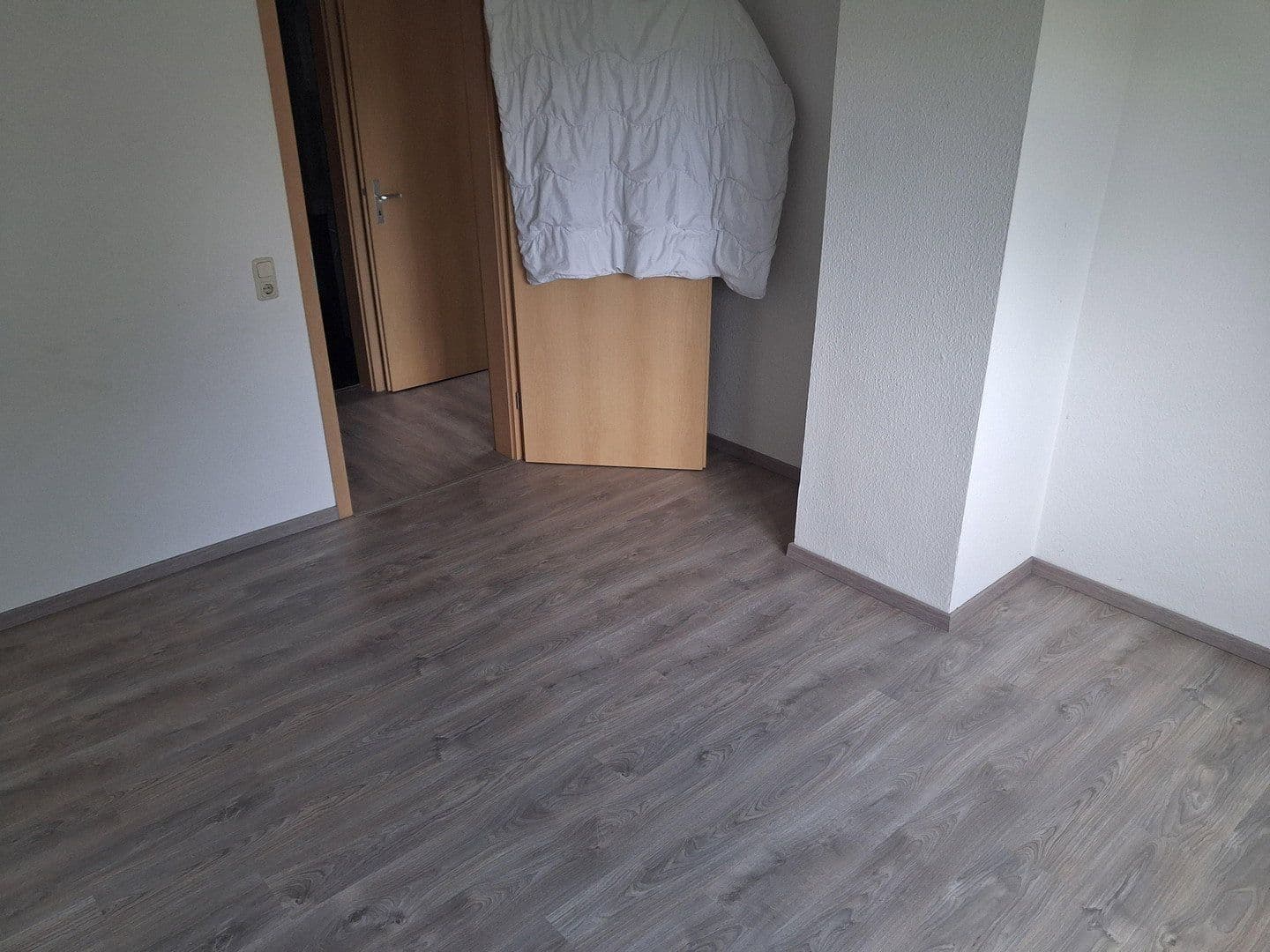 Pronájem bytu 4+1 100 m², Bergstraße 12, Drebach, Sasko Pronájem bytu 4+1 100 m², Bergstraße 12, Drebach, Sasko