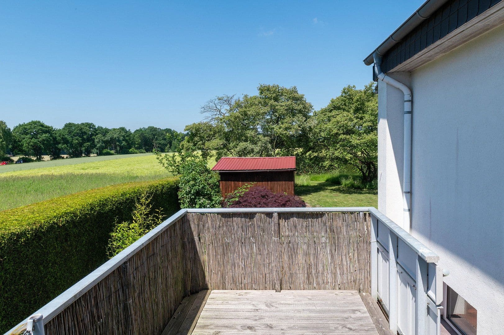 Prodej domu 219 m², pozemek 1.000 m², Rosengarten, Dolní Sasko Prodej domu 219 m², pozemek 1.000 m², Rosengarten, Dolní Sasko