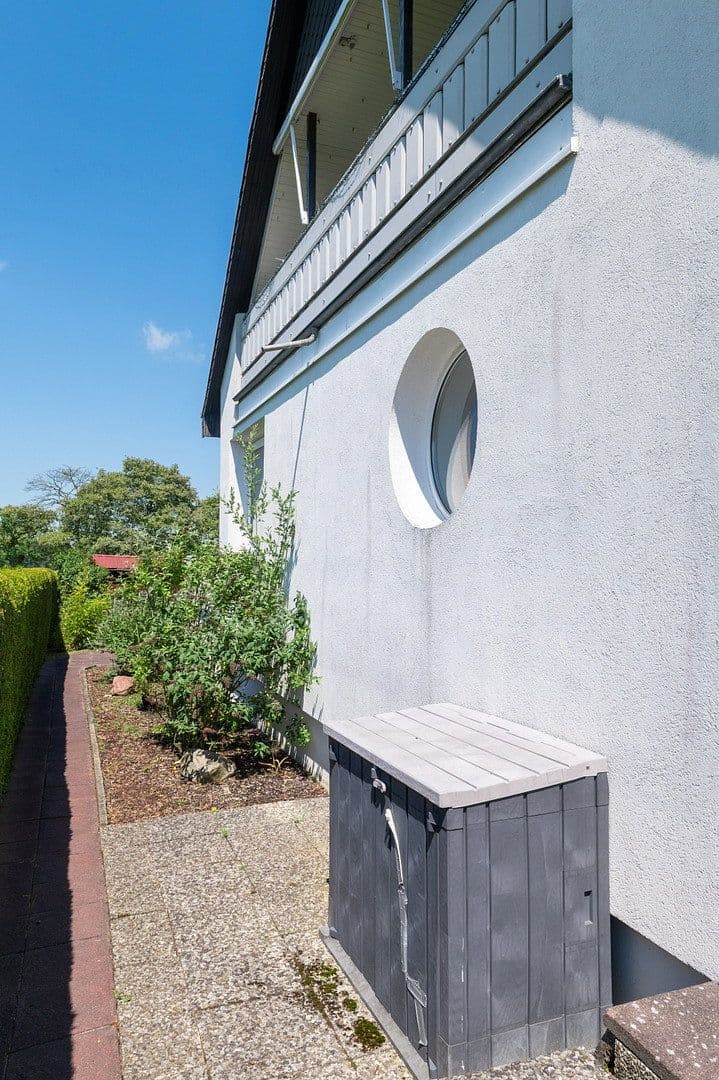 Prodej domu 219 m², pozemek 1.000 m², Rosengarten, Dolní Sasko Prodej domu 219 m², pozemek 1.000 m², Rosengarten, Dolní Sasko