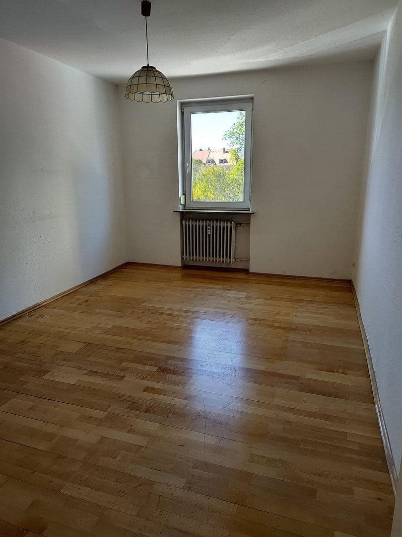 Prodej bytu 3+1 81 m², Emil-Kränzlein-Straße 1, Erlangen, Bavorsko Prodej bytu 3+1 81 m², Emil-Kränzlein-Straße 1, Erlangen, Bavorsko