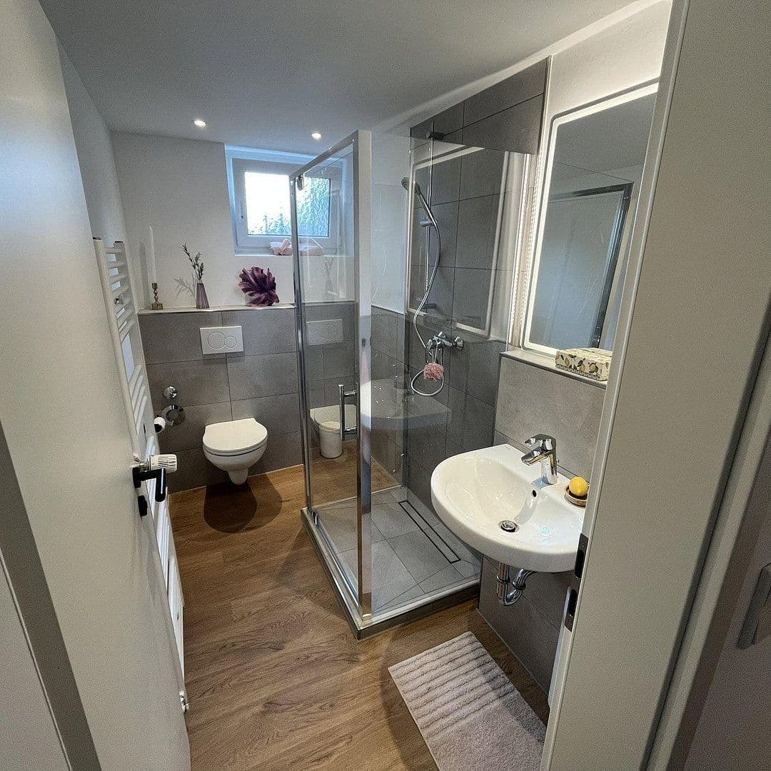 Prodej bytu 2+1 61 m², Köln, Severní Porýní-Vestfálsko Prodej bytu 2+1 61 m², Köln, Severní Porýní-Vestfálsko