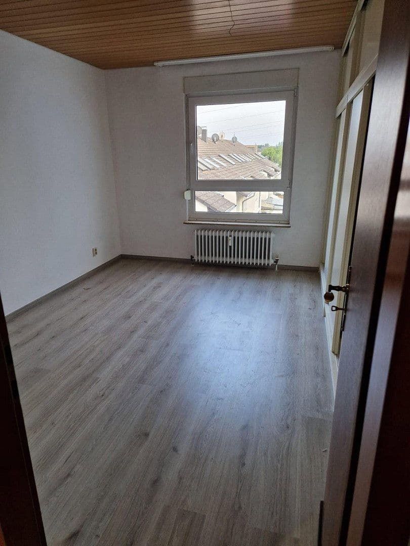 Pronájem bytu 2+1 63 m², Lichtenbergerstraße 12, Monheim am Rhein, Severní Porýní-Vestfálsko Pronájem bytu 2+1 63 m², Lichtenbergerstraße 12, Monheim am Rhein, Severní Porýní-Vestfálsko