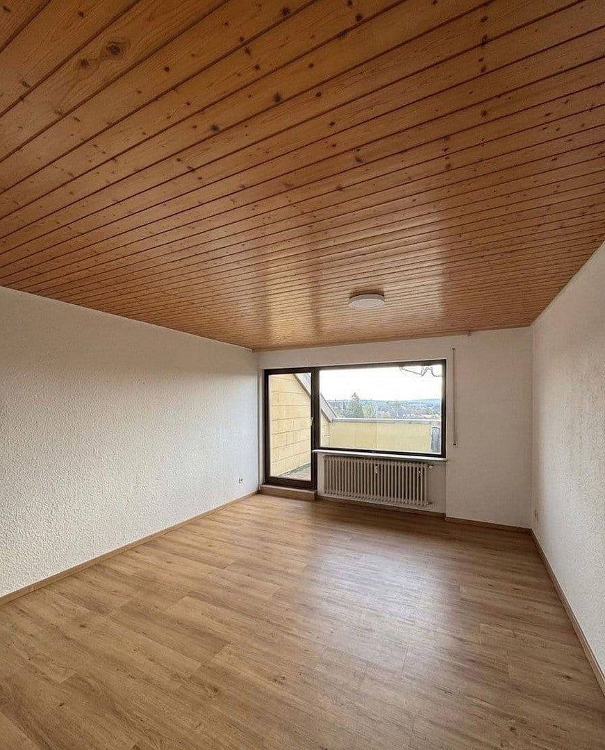 Pronájem bytu 1+kk 40 m², Schwarzwaldstraße 6, Furtwangen im Schwarzwald, Bádensko-Württembersko Pronájem bytu 1+kk 40 m², Schwarzwaldstraße 6, Furtwangen im Schwarzwald, Bádensko-Württembersko