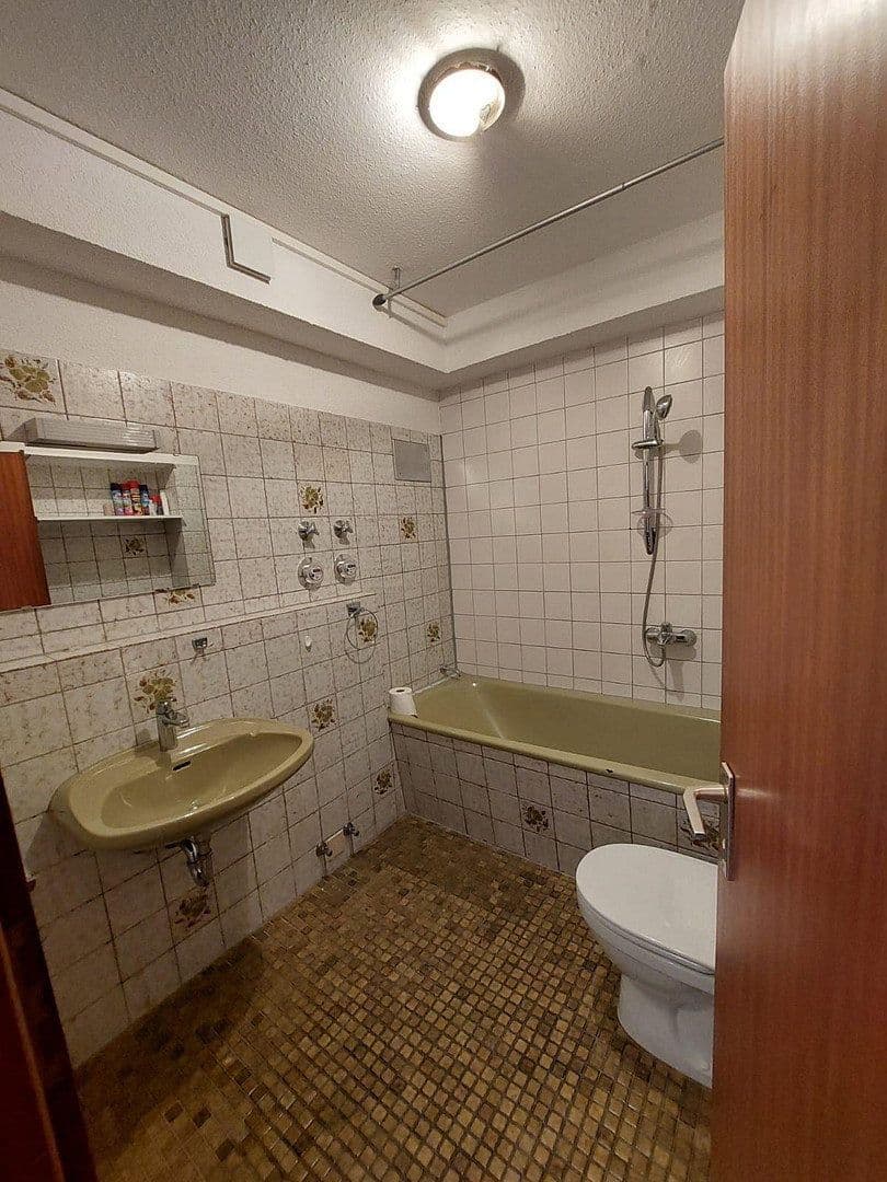 Pronájem bytu 1+kk 40 m², Schwarzwaldstraße 6, Furtwangen im Schwarzwald, Bádensko-Württembersko Pronájem bytu 1+kk 40 m², Schwarzwaldstraße 6, Furtwangen im Schwarzwald, Bádensko-Württembersko