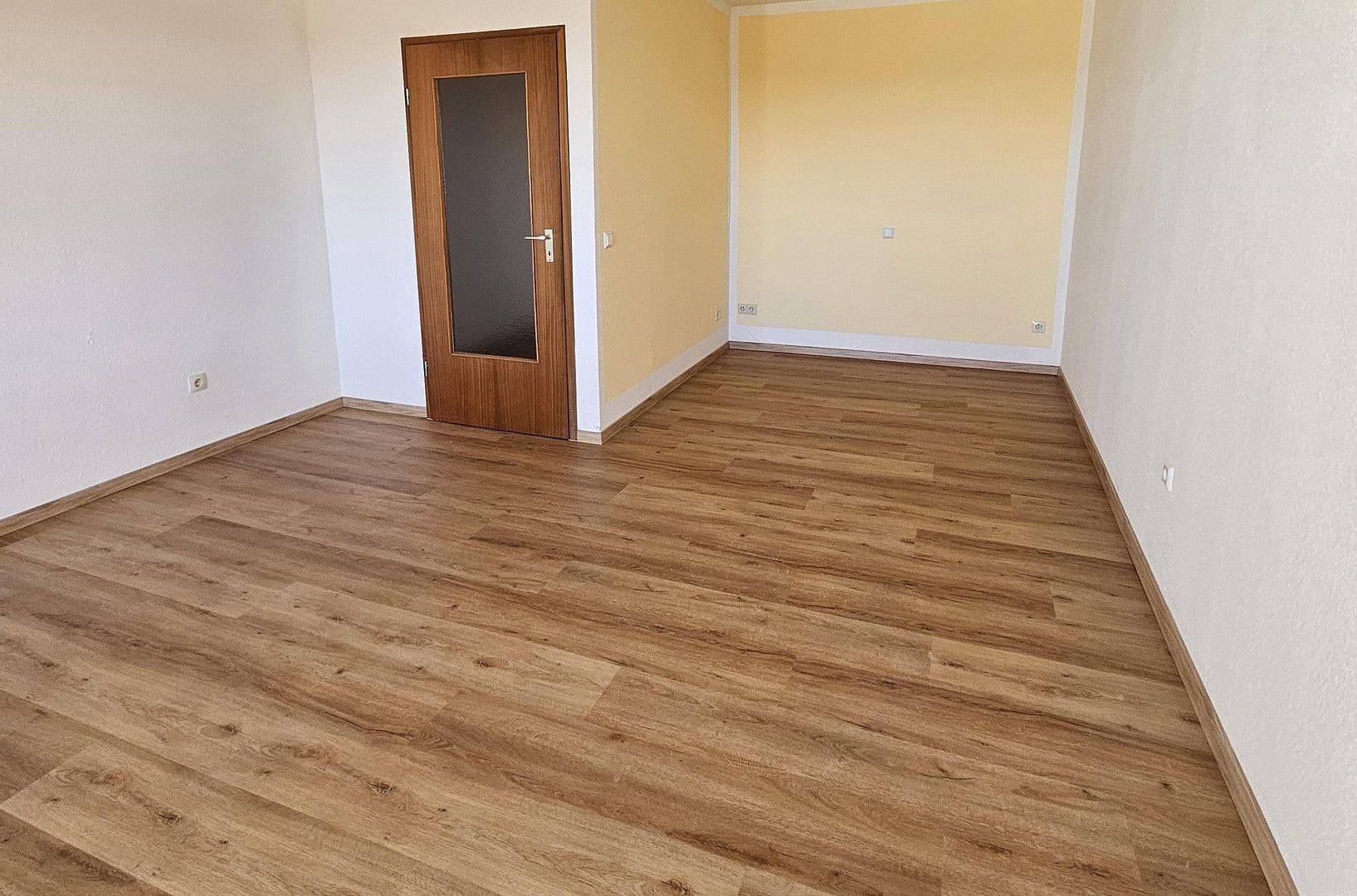 Pronájem bytu 1+kk 40 m², Schwarzwaldstraße 6, Furtwangen im Schwarzwald, Bádensko-Württembersko Pronájem bytu 1+kk 40 m², Schwarzwaldstraße 6, Furtwangen im Schwarzwald, Bádensko-Württembersko