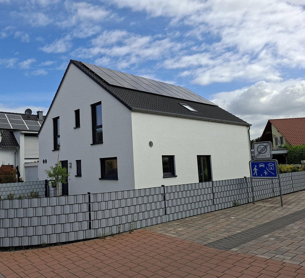 Prodej domu 164 m², pozemek 409 m², Beindersheim, Porýní-Falc Prodej domu 164 m², pozemek 409 m², Beindersheim, Porýní-Falc