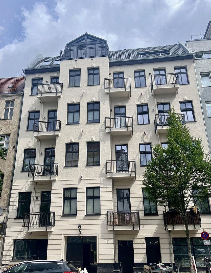 Pronájem bytu 1+1 41 m², Schöneberger Str. 9, Berlin-Steglitz, Berlín Pronájem bytu 1+1 41 m², Schöneberger Str. 9, Berlin-Steglitz, Berlín