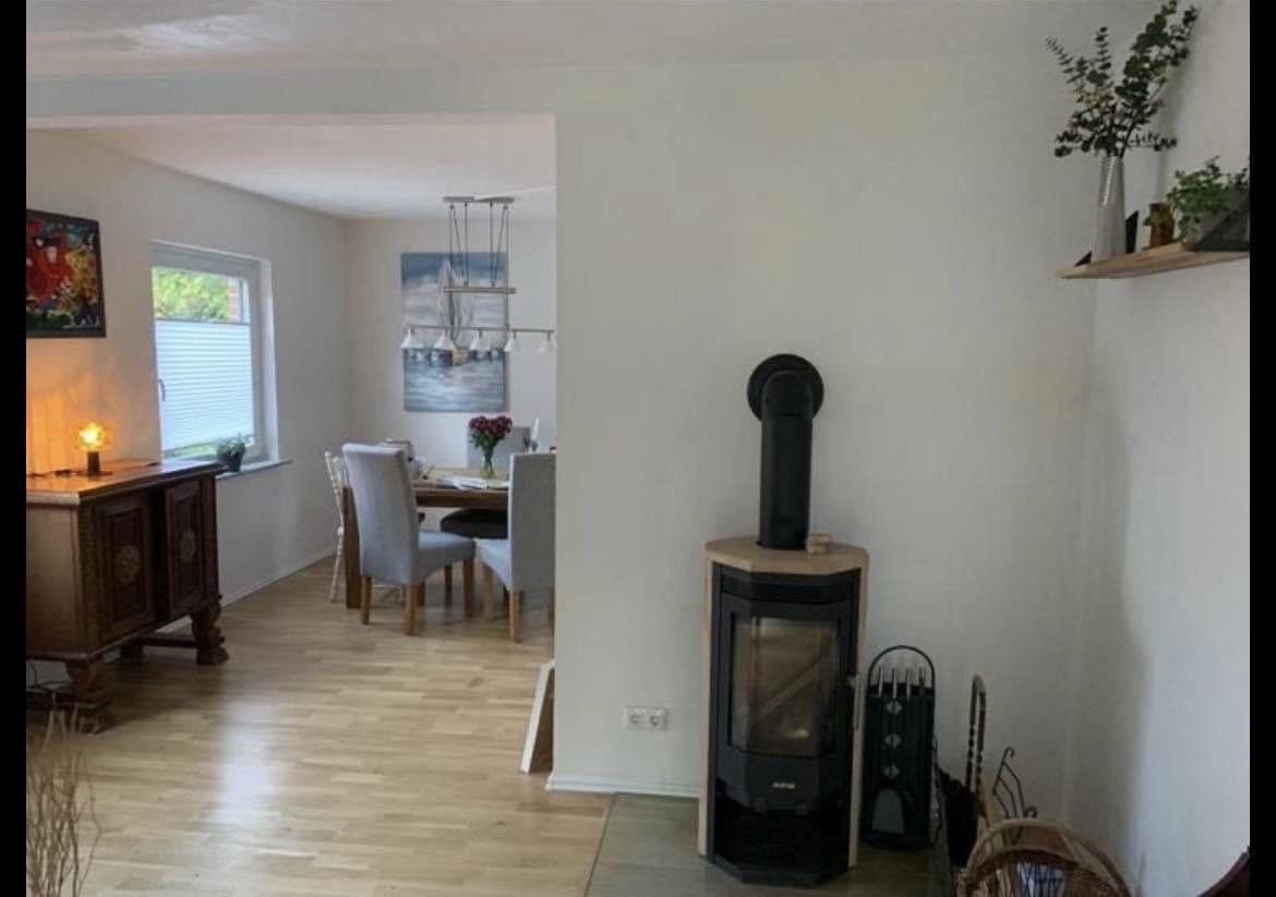 Prodej domu 145 m², pozemek 617 m², Itzehoe, Šlesvicko-Holštýnsko Prodej domu 145 m², pozemek 617 m², Itzehoe, Šlesvicko-Holštýnsko