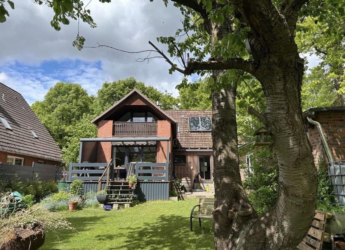 Prodej domu 145 m², pozemek 617 m², Itzehoe, Šlesvicko-Holštýnsko Prodej domu 145 m², pozemek 617 m², Itzehoe, Šlesvicko-Holštýnsko