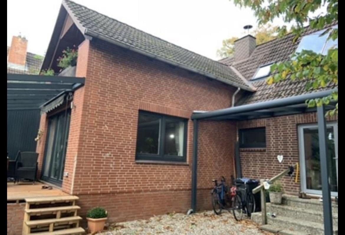 Prodej domu 145 m², pozemek 617 m², Itzehoe, Šlesvicko-Holštýnsko Prodej domu 145 m², pozemek 617 m², Itzehoe, Šlesvicko-Holštýnsko