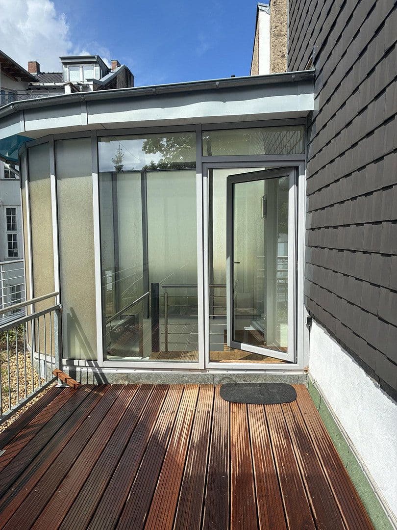 Pronájem bytu 4+1 120 m², Bonn, Severní Porýní-Vestfálsko Pronájem bytu 4+1 120 m², Bonn, Severní Porýní-Vestfálsko