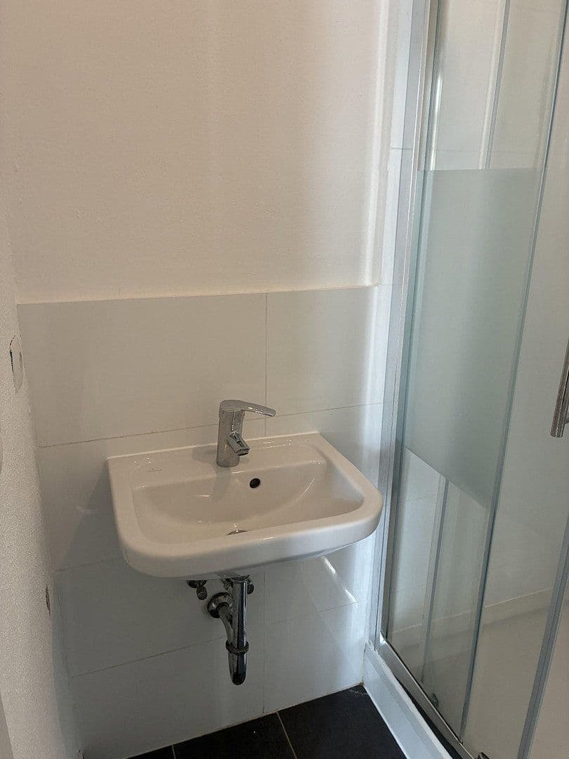 Pronájem bytu 4+1 120 m², Bonn, Severní Porýní-Vestfálsko Pronájem bytu 4+1 120 m², Bonn, Severní Porýní-Vestfálsko