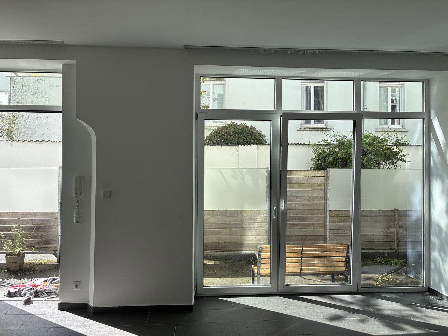 Pronájem bytu 4+1 120 m², Bonn, Severní Porýní-Vestfálsko Pronájem bytu 4+1 120 m², Bonn, Severní Porýní-Vestfálsko