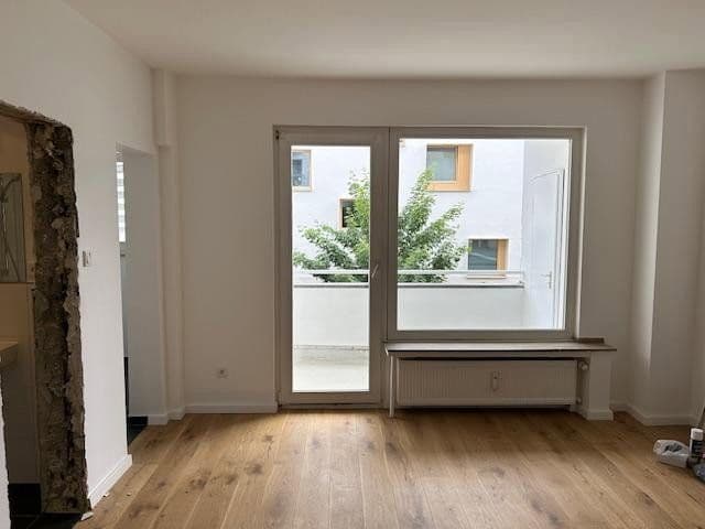 Pronájem bytu 1+1 33 m², Herzogstrasse 79, Düsseldorf, Severní Porýní-Vestfálsko Pronájem bytu 1+1 33 m², Herzogstrasse 79, Düsseldorf, Severní Porýní-Vestfálsko