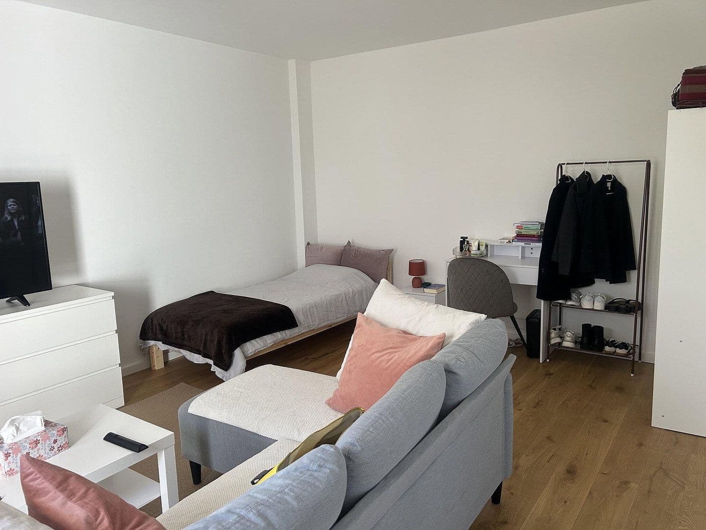 Pronájem bytu 1+1 33 m², Herzogstrasse 79, Düsseldorf, Severní Porýní-Vestfálsko Pronájem bytu 1+1 33 m², Herzogstrasse 79, Düsseldorf, Severní Porýní-Vestfálsko