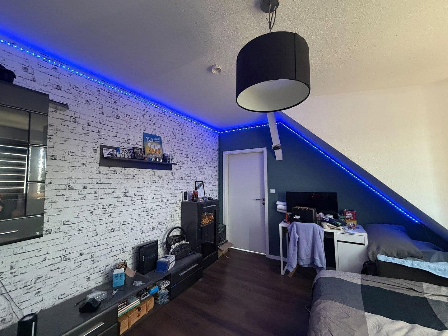 Pronájem bytu 2+1 39 m², Stixchesstrasse 18, Leverkusen, Severní Porýní-Vestfálsko Pronájem bytu 2+1 39 m², Stixchesstrasse 18, Leverkusen, Severní Porýní-Vestfálsko
